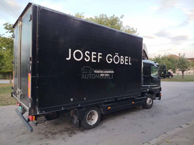 Mercedes Benz Atego 823