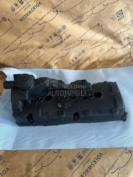 Poklopac ventila na motoru