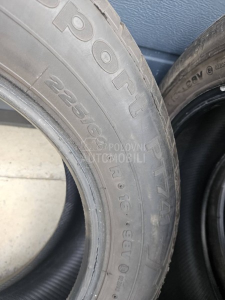 Petlas 225/60 R16 Letnja