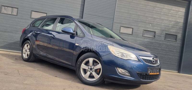 Opel Astra J 1.3 cdti