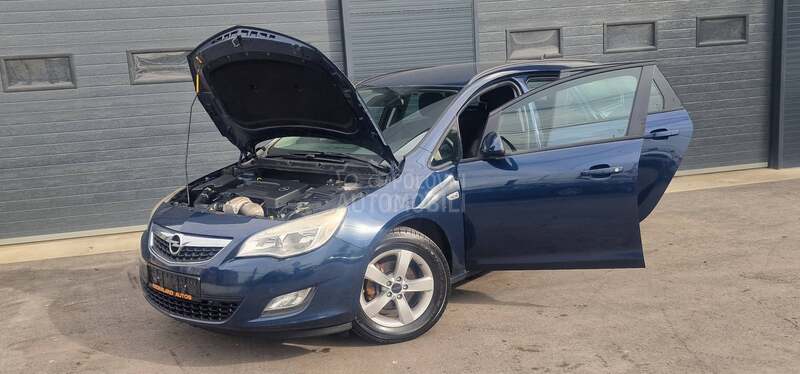 Opel Astra J 1.3 cdti