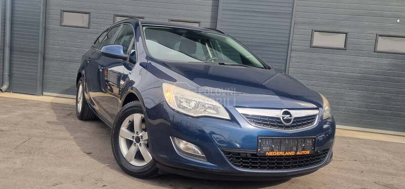 Opel Astra J 1.3 cdti