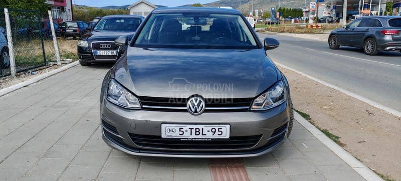 Volkswagen Golf 7 1.6 TDI BLUEMOTION