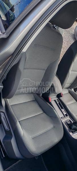 Volkswagen Golf 7 1.6 TDI BLUEMOTION