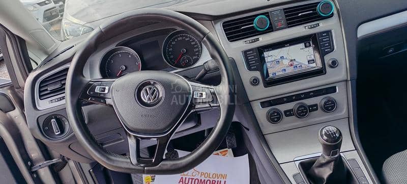 Volkswagen Golf 7 1.6 TDI BLUEMOTION