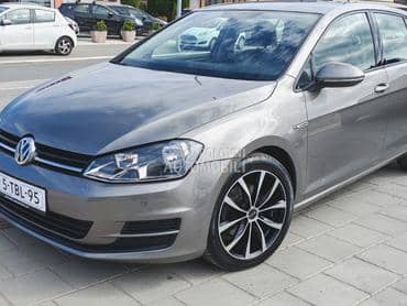 Volkswagen Golf 7 1.6 TDI BLUEMOTION