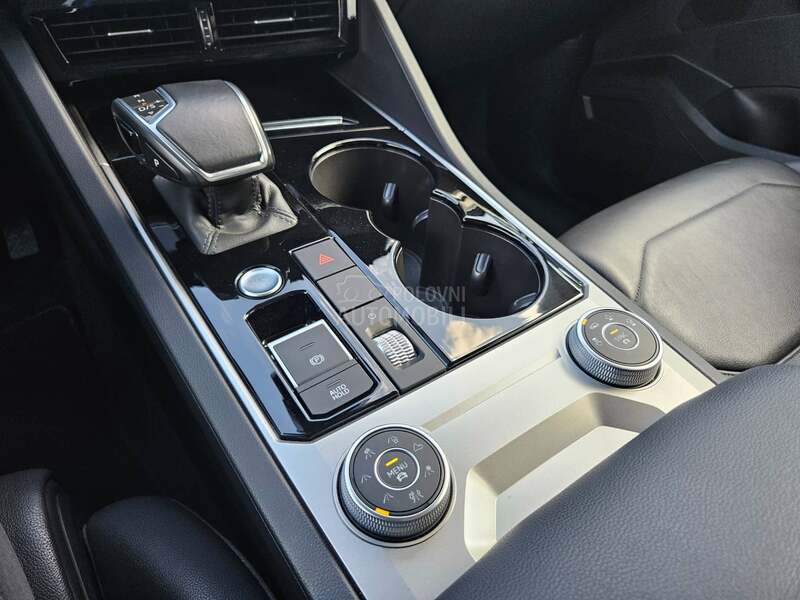 Volkswagen Touareg 3.0TDI VazduhVirtual