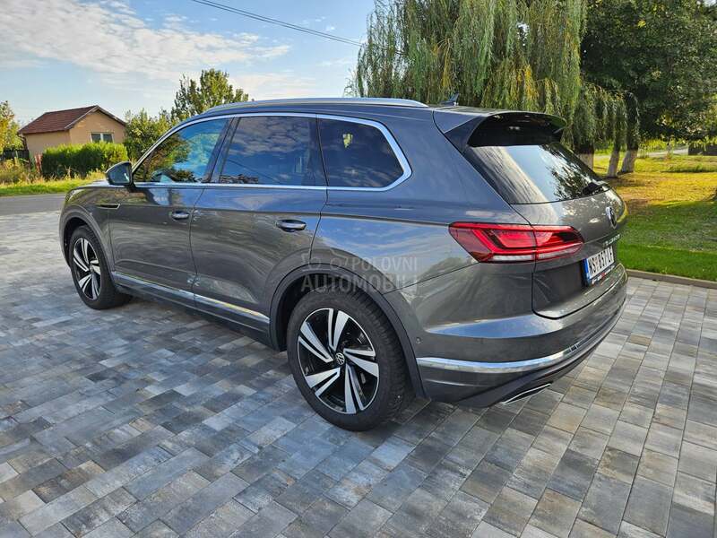 Volkswagen Touareg 3.0TDI VazduhVirtual