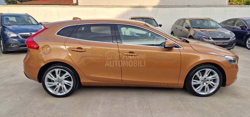 Volvo V40 D3 5 CILINDARA