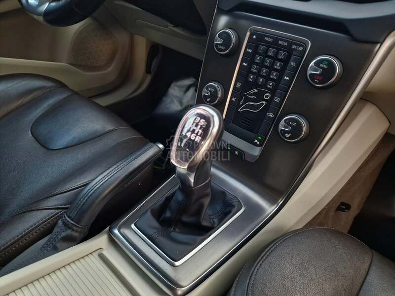 Volvo V40 D3 5 CILINDARA