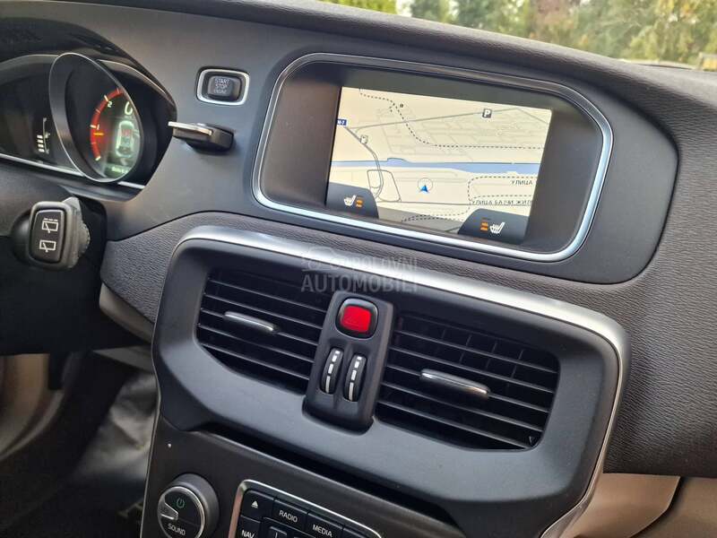 Volvo V40 D3 5 CILINDARA