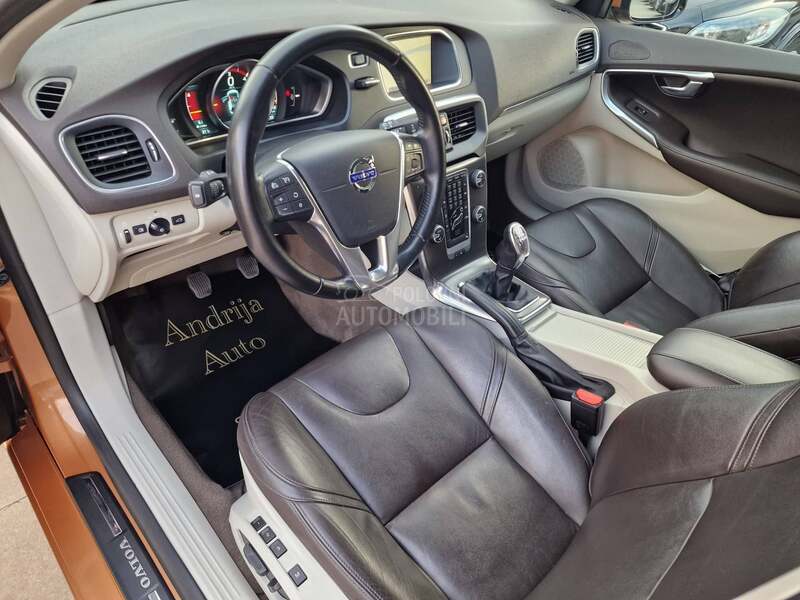 Volvo V40 D3 5 CILINDARA