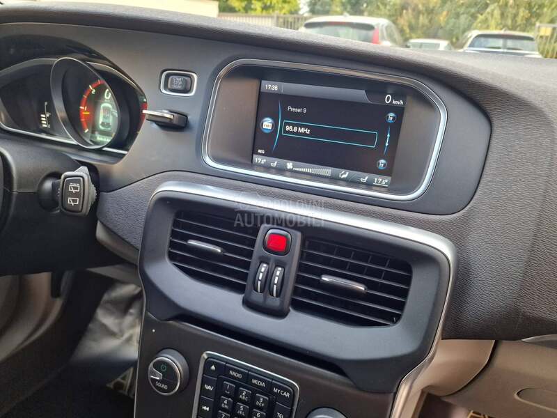 Volvo V40 D3 5 CILINDARA