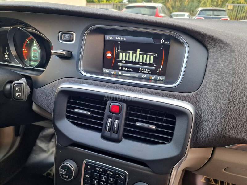 Volvo V40 D3 5 CILINDARA