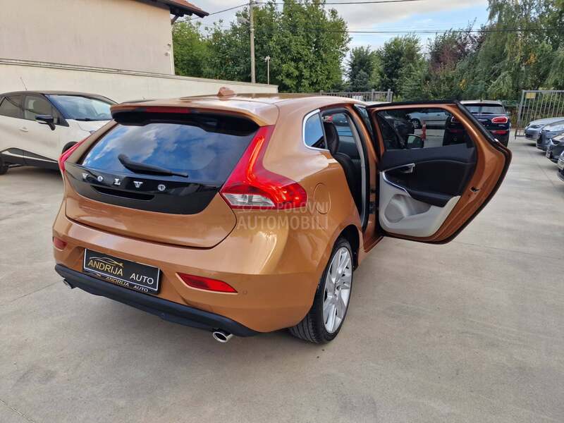 Volvo V40 D3 5 CILINDARA