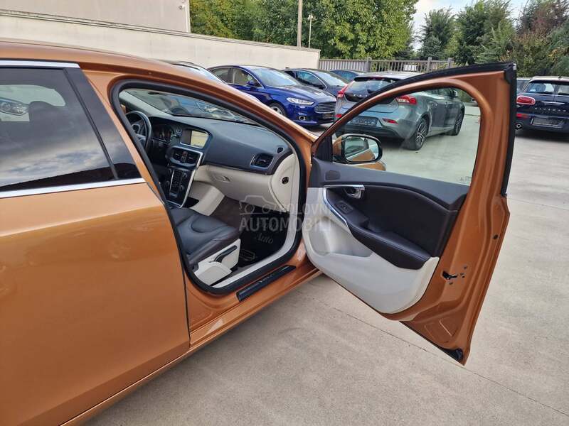 Volvo V40 D3 5 CILINDARA