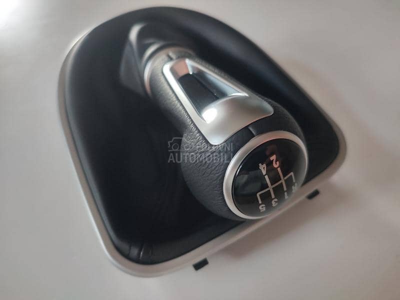 Ručica menjača sa 5 i 6 brzina