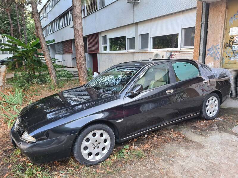 Alfa Romeo 166 2.4 JTD