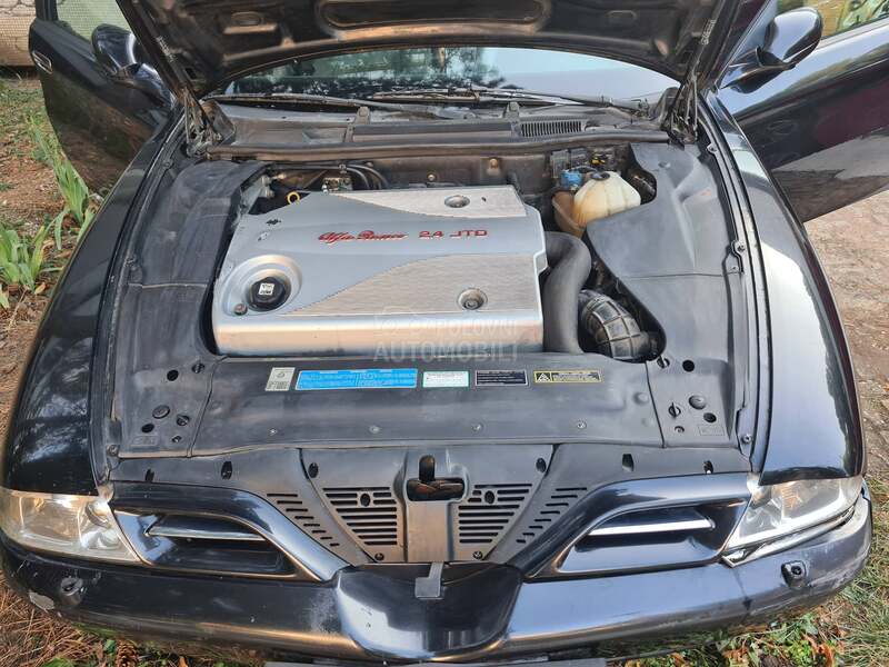 Alfa Romeo 166 2.4 JTD