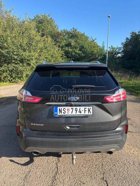Ford Edge 2.0 TDCI TiTANiJUM