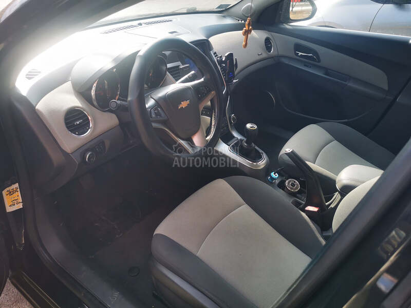Chevrolet Cruze 