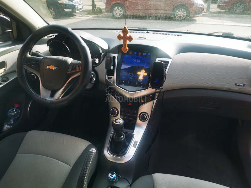 Chevrolet Cruze 