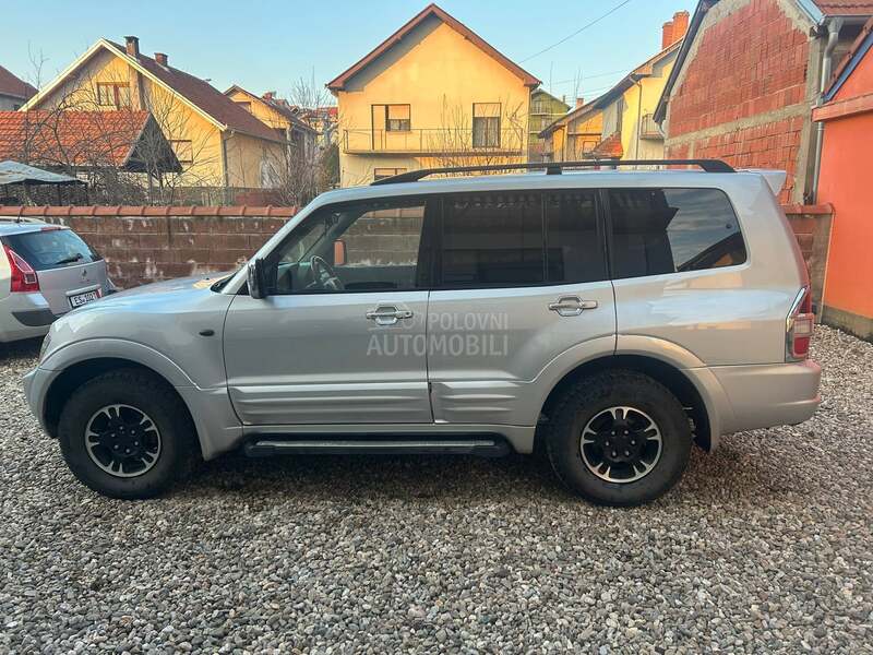 Mitsubishi Pajero 7 Sedista Reg NOV