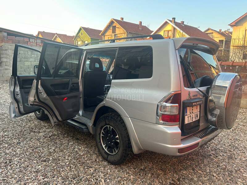 Mitsubishi Pajero 7 Sedista Reg NOV