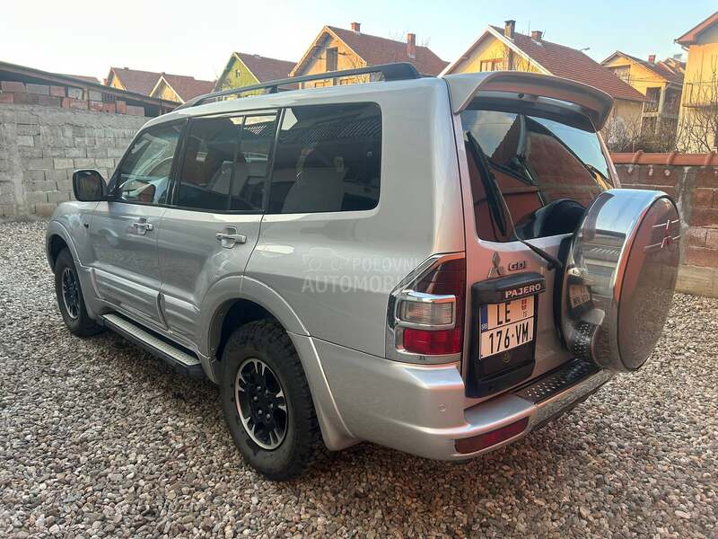 Mitsubishi Pajero 7 Sedista Reg NOV