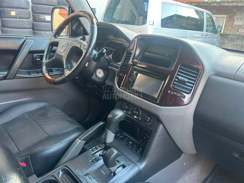 Mitsubishi Pajero 7 Sedista Reg NOV