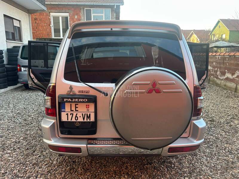Mitsubishi Pajero 7 Sedista Reg NOV