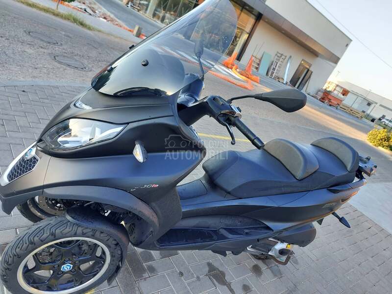 Piaggio Mp3 B kategorija
