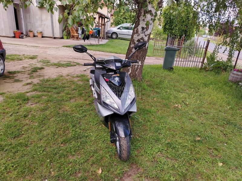 Peugeot speedfight 3