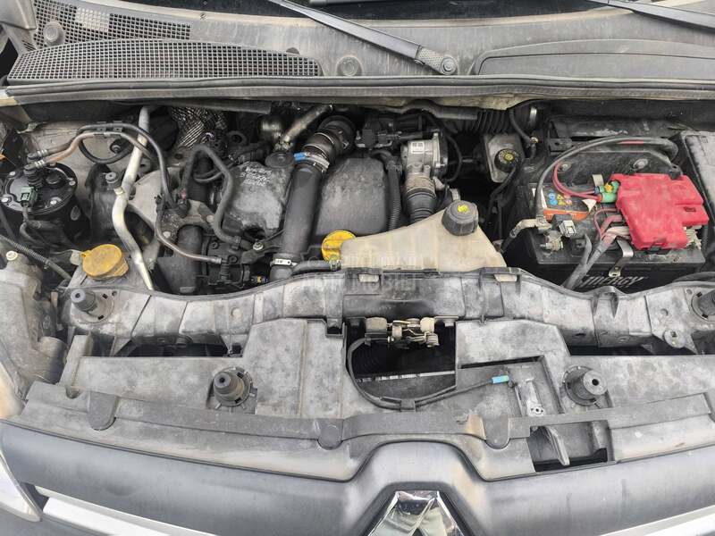 Renault Kangoo 2015. god. -  kompletan auto u delovima