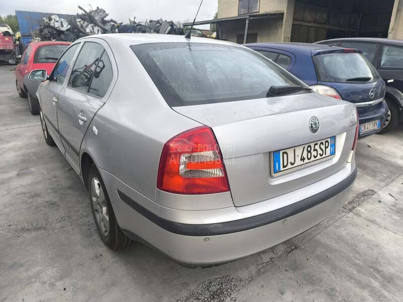 Škoda Octavia A5 2008. god. -  kompletan auto u delovima