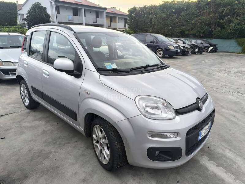 Fiat Panda lll 2014. god. -  kompletan auto u delovima