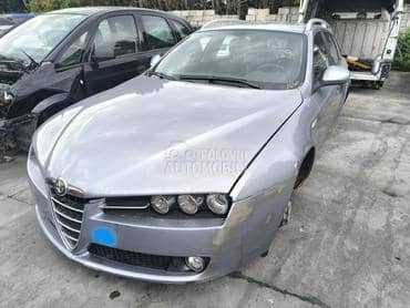 Alfa Romeo 159 2012. god. -  kompletan auto u delovima