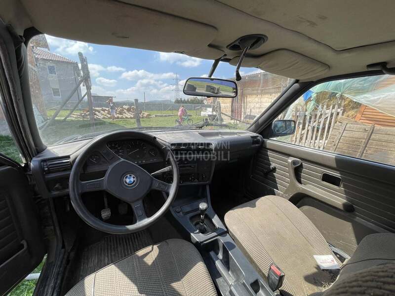BMW 318 