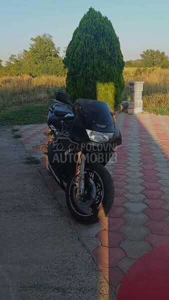 Kawasaki zx6r