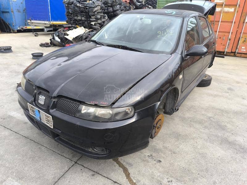Seat Leon 2004. god. -  kompletan auto u delovima