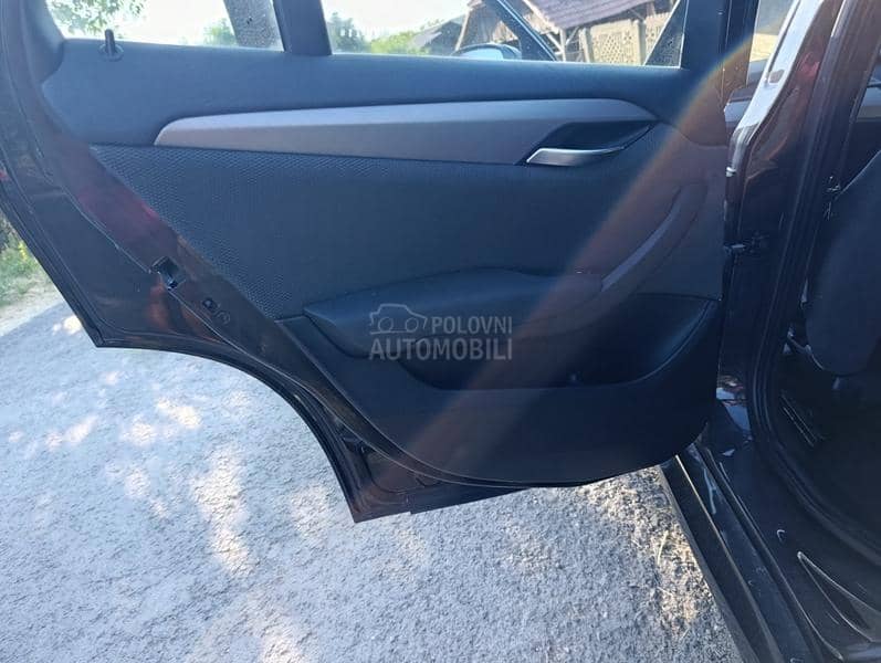 BMW X1 mpaket -  kompletan auto u delovima
