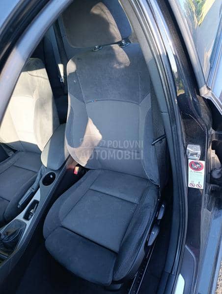 BMW X1 mpaket -  kompletan auto u delovima