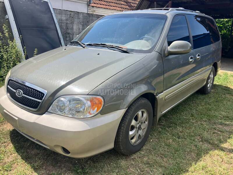 Kia Carnival 2005. god. -  kompletan auto u delovima