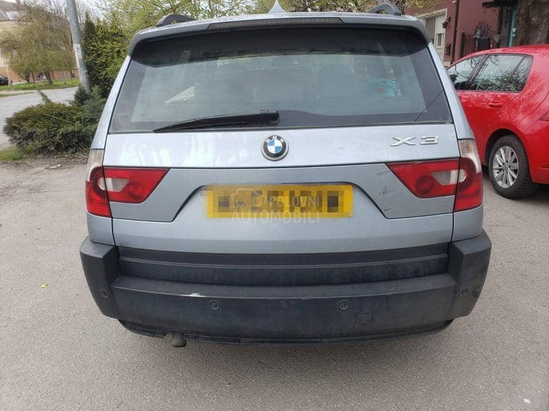 BMW X3 e83 -  kompletan auto u delovima