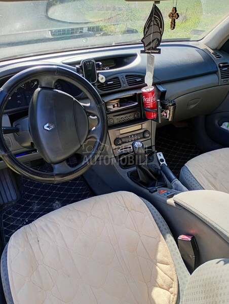 Renault Laguna 