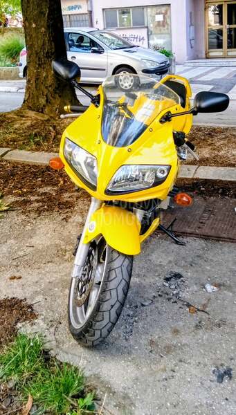 Suzuki sv650s