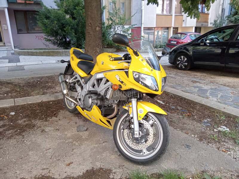 Suzuki sv650s