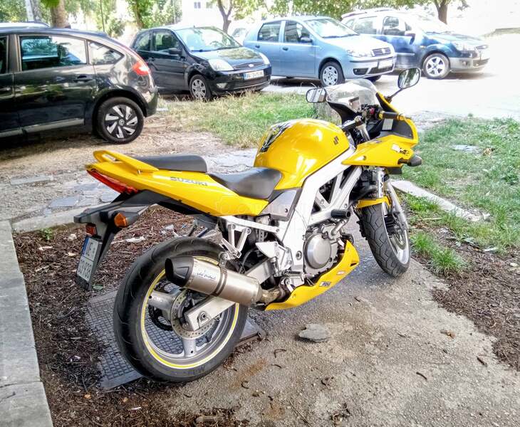 Suzuki sv650s