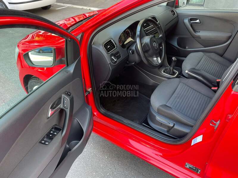 Volkswagen Polo L E D S V E T L A