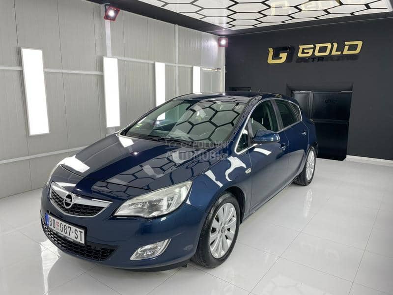 Opel Astra J 2.0 CDTI